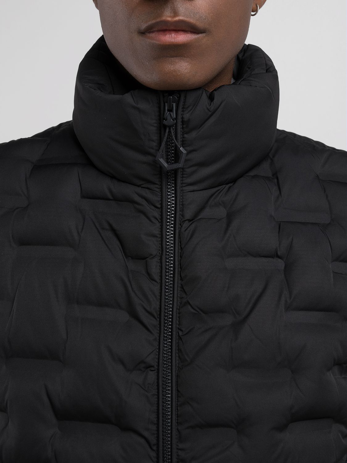 リサイクルポリECOダウンベスト 詳細画像 ブラック 5